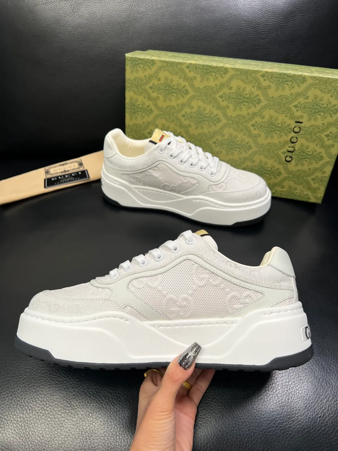 Men's shoes 💰840 Gucci high quality top crafts Gucci counter new original factory configuration, imported cowhide fabric from Italy, imported cowhide lining, breathable and comfortable, sole: original factory special supply original sole super comfortable, original factory and single goods, welcome to compare, code number 38-44 (customized 45 46)